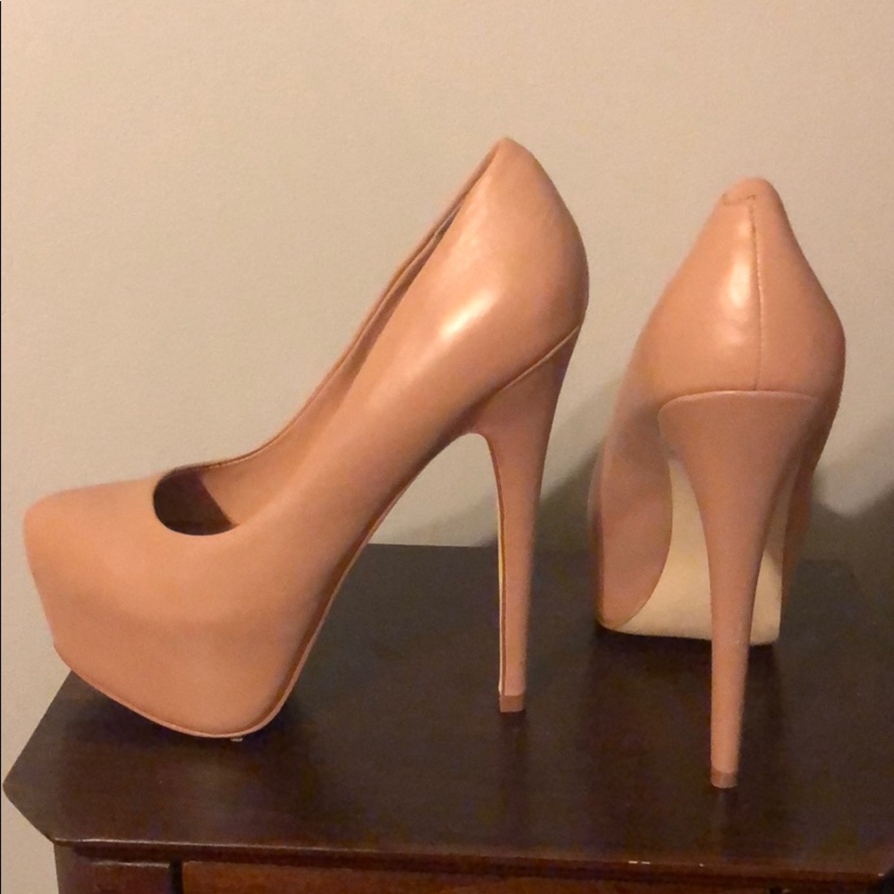 Steve Madden Dejavu